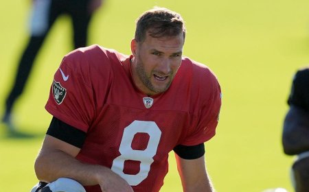 Raiders quarterback Kirk Cousins, Maxx Crosby get into scuffle in tense training camp moment