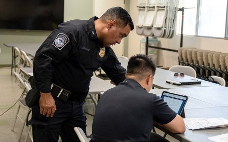 Self-destructing phone code sparks federal case