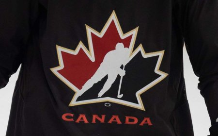 Canada whips U.S. 8-1 to win Hlinka Gretzky Cup