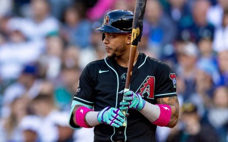 Dodgers vs Diamondbacks pitching matchup favors the under in divisional game