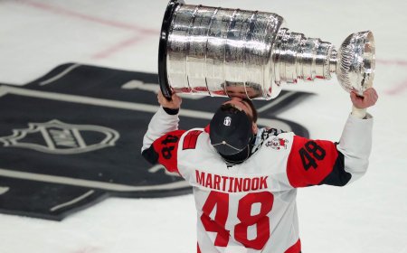 Jordan Martinook brings Stanley Cup home to Leduc
