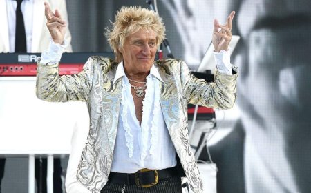 Rod Stewart cancels remaining tour dates after undergoing heart surgery