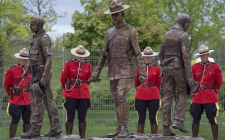 Bronze maple leaf taken from monument honouring slain New Brunswick RCMP officers