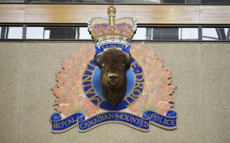 RCMP investigating after two toddlers drown in lake in Manitoba community