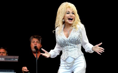 Dolly Parton refused to pick political sides for decades: ‘I’m not in politics, I’m an entertainer’