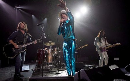 A brief history of album liner notes