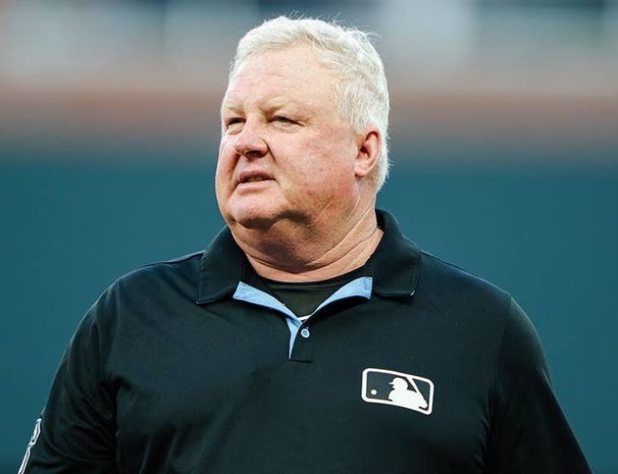 Umpire Bill Miller goes 0-for-8 on ABS challenges in Reds' 10-8 win over Cubs at Wrigley Field