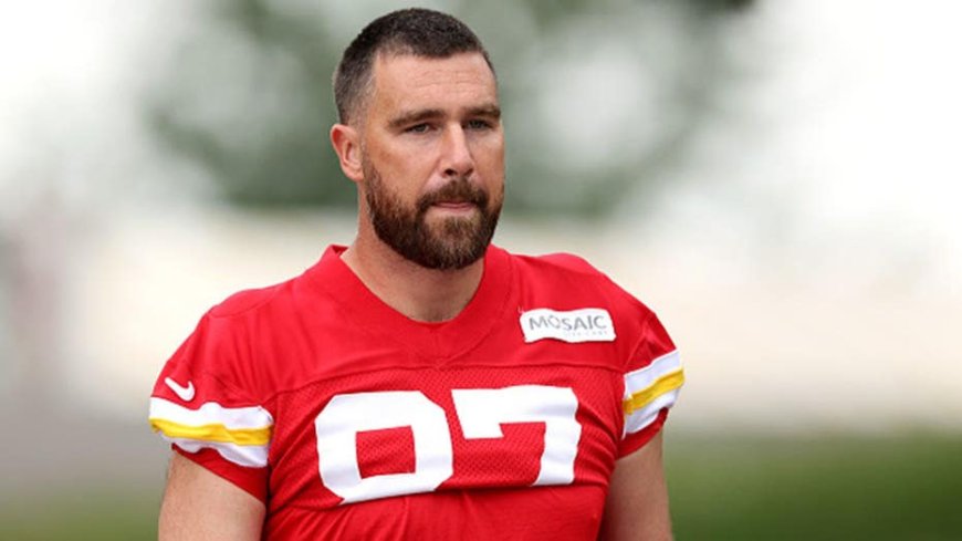 Chiefs coach Andy Reid has a blunt response to everyone freaking out over Travis Kelce's dad bod