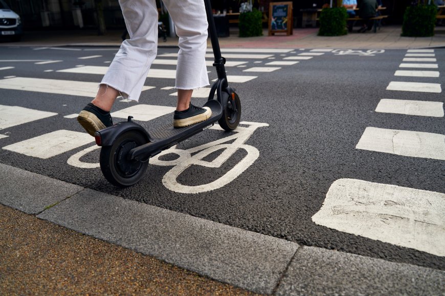 10 Canadian youths died from injuries during e-scooter, e-bike use in 2025: report