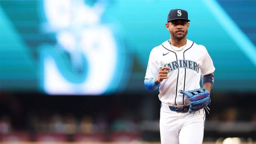 Julio Rodriguez's inexcusable gaffe in center field is perfect microcosm of Mariners 22-0 loss to Brewers