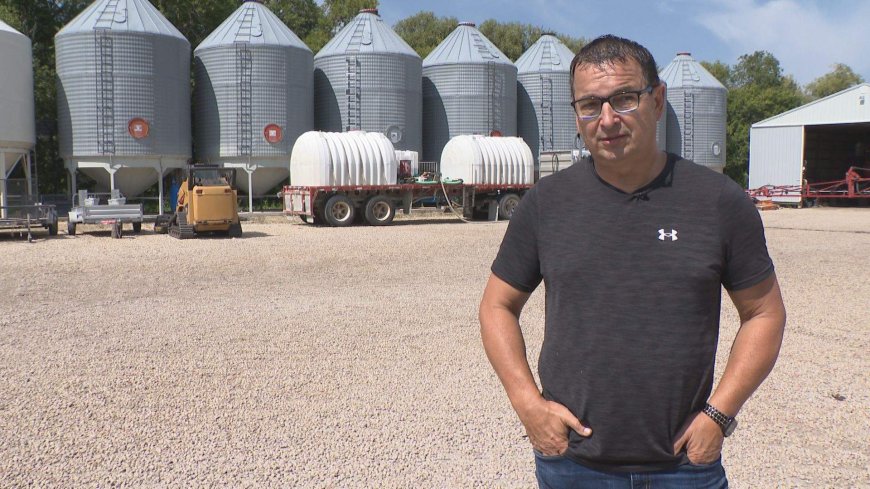 Manitoba farmers harvest crops while reflecting on a ‘volatile’ year