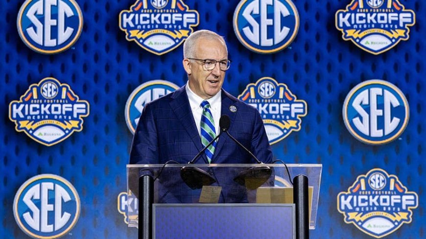College athletics' latest mess: Court orders say athletes can play, but SEC and Big Ten ready to fight