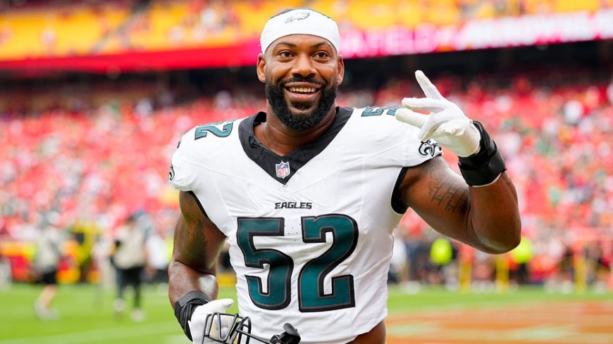 Three-time Pro Bowl defensive end Za'Darius Smith stepped away last year after losing three family members