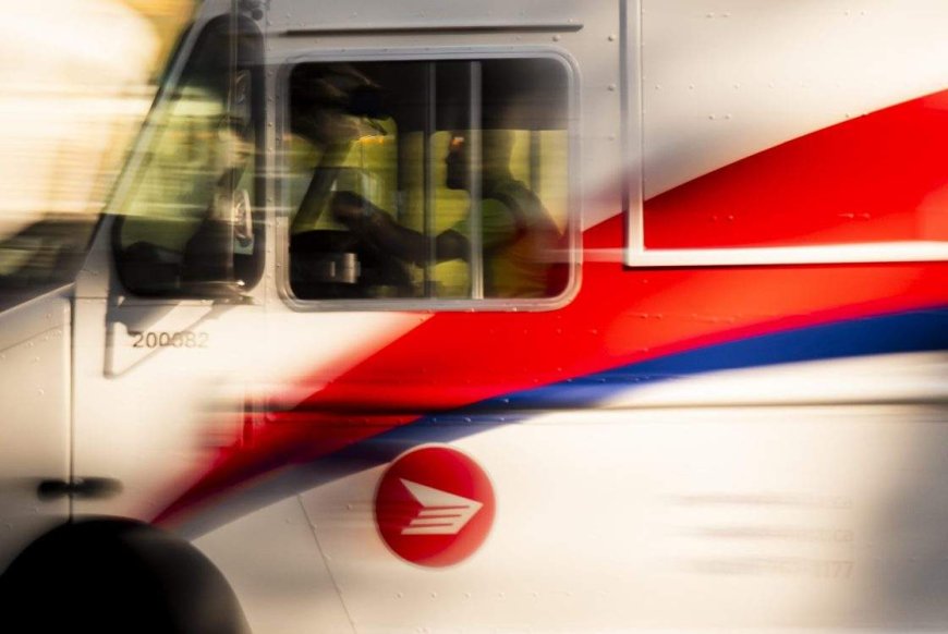 Canada Post sees $277M quarterly loss after finalizing new union contract