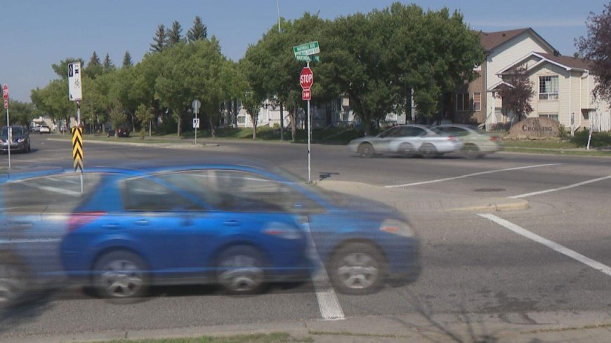 Calgary uses AI to determine the 50 highest-risk intersections for pedestrians