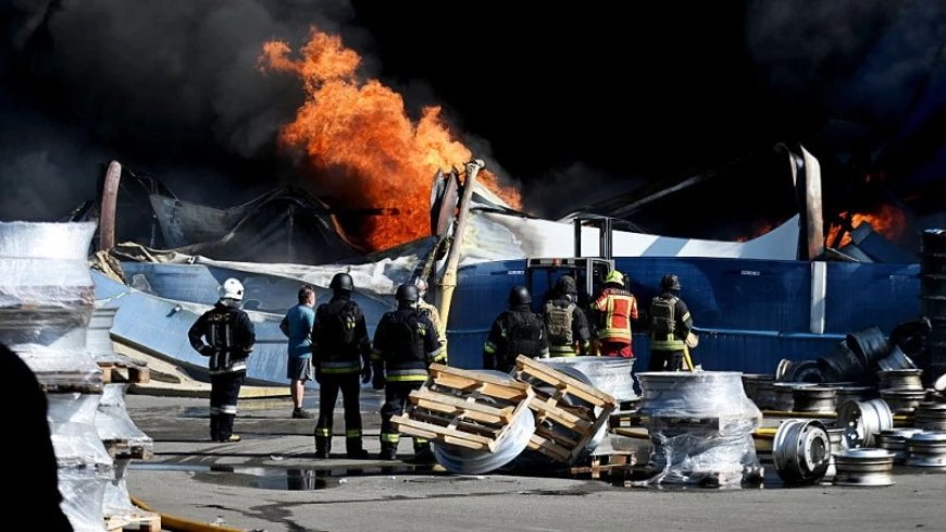 Russia Hits Kiev Ammo Dump Next To Homes; Ukraine Admits 90% Of Retail Food Logistics Wrecked