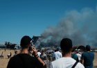 Fighter jet crashes at air show, killing 2 pilots with thousands of spectators watching