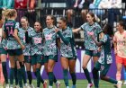 Group of fans kicked out of Portland Thorns NWSL match over pro-women apparel labeled 'transphobic'