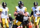 Aaron Rodgers clears air on 'racy' Drew Allar DM rumors on Cam Heyward podcast: 'It's not true'