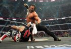 Roman Reigns survives Penta's World Heavyweight Championship challenge, LA Knight makes a statement of his own