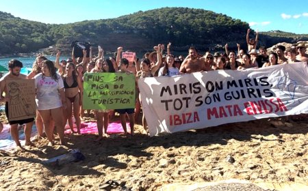 Angry locals block famous beach as mass tourism protests escalate at vacation hot spot