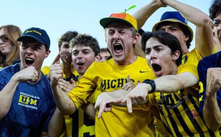 Michigan fans called out on social media for rushing field after Wolverines steal win over Western Michigan