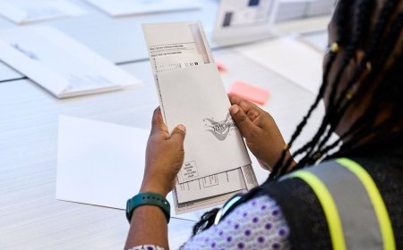 Trump admin’s mail-in ballot fight lands back at Supreme Court
