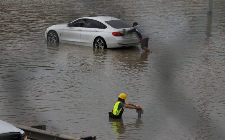 ‘A lot of work ahead’: Storm-ravaged Saskatchewan cities continue cleanup