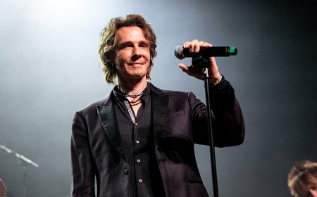 Rick Springfield says he killed a man while entertaining troops during Vietnam War