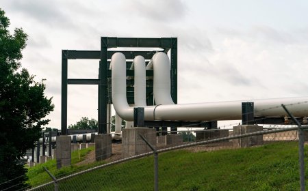 Enbridge makes US$2.55B acquisition of pipeline, storage systems in U.S. midwest