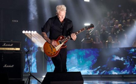 NFL's Week 1 9/11 tribute begins in Seattle with wild guitar solo during national anthem
