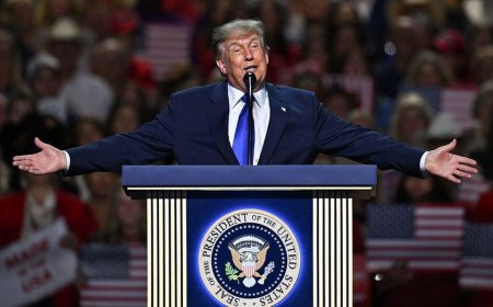 Trump makes stunning first-of-its-kind cash promise in bid to rally GOP voters at Dallas midterm convention