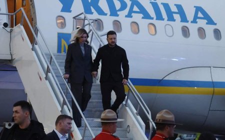 Zelenskyy arrives in Calgary ahead of Carney meeting