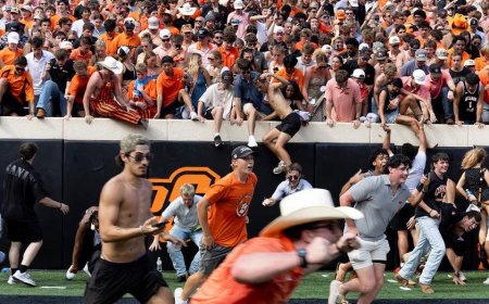 Oklahoma State stuns Oregon, deals early season blow to Ducks' national title hopes