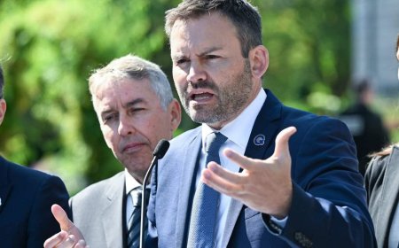 PQ touts balanced-budget plan as leaders prepare to face off in pivotal debate