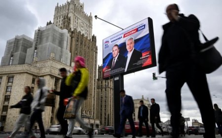 Ukraine Targets Moscow as Russians Vote in Election