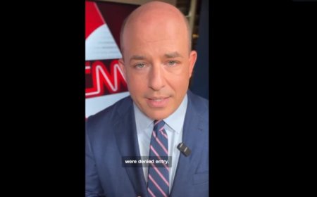 Hypocrite CNN Reporter Brian Stelter Cries Over Trump Admin Banning Mainstream Outlets From WH Despite Previously Calling For Fox News Ban & Complaining Obama Lacked Press Transparency