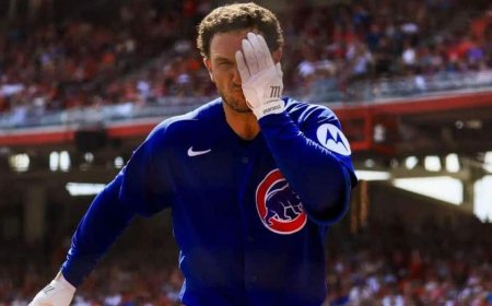 Cubs star Alex Bregman hospitalized after taking brutal foul ball to the face