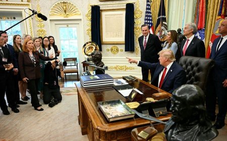 White House TV pool to suspend coverage of Trump events