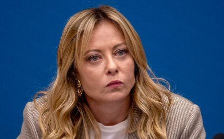 Italian PM pushes foreign student cap in classrooms, burqa, niqab ban in schools
