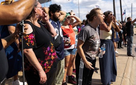 Socialist, communist groups coordinate, promote 'spontaneous' anti-ICE protests in Austin