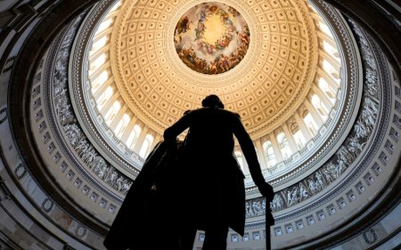 Reporter's Notebook: Congress struggles to find a message that resonates with voters ahead of midterms