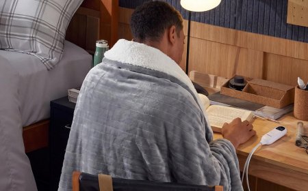 Amazon's No. 1 bestselling electric blanket is over 40% off right now — just $40