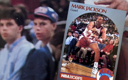 Darren Rovell shows off one his favorite Knicks memorabilia items, which includes notorious Menendez brothers