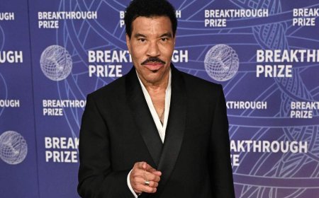 Lionel Richie pausing tour after undergoing heart procedure, rep says