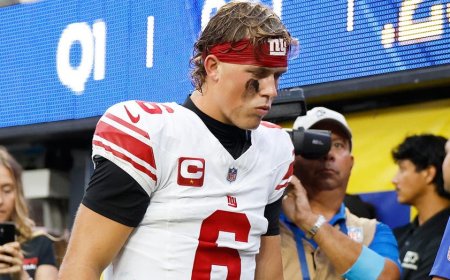 Jaxson Dart tore his MCL and meniscus which require surgery and ends his 2026 season with the New York Giants