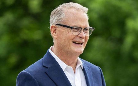 Kansas Democrat begs Kamala Harris not to campaign with him, ‘Please do not come to my state’