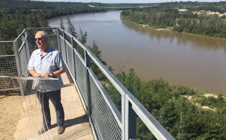 End of the road coming for ‘End of the World’? Erosion impacts Edmonton viewpoint