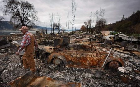 ‘God cleaned the slate’: Ashes pave the road to recovery after B.C. wildfires