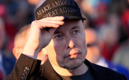 Paramount Considering Investment Deal That Could Give Elon Musk Ownership Stake in CNN and CBS